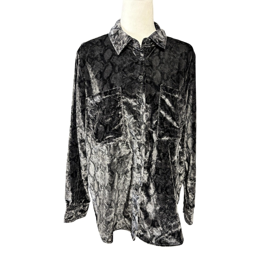 Pilcro Shirt Womens Petite M Gray Snake Print Velvet Button Up Long Sleeve Top
